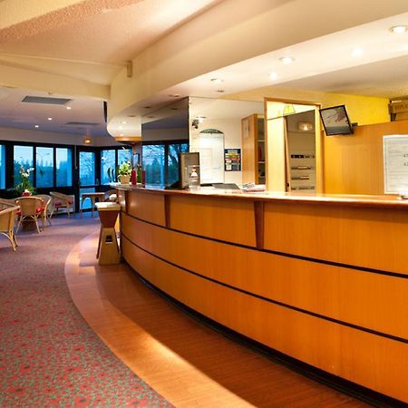 Egg Hotel Gonesse 고네스 외부 사진