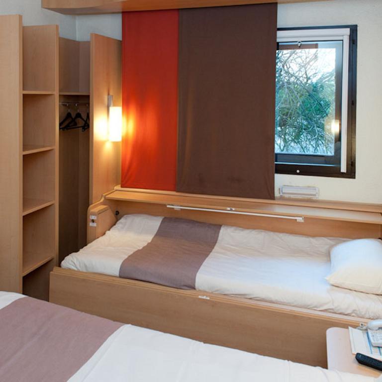 Egg Hotel Gonesse 고네스 객실 사진